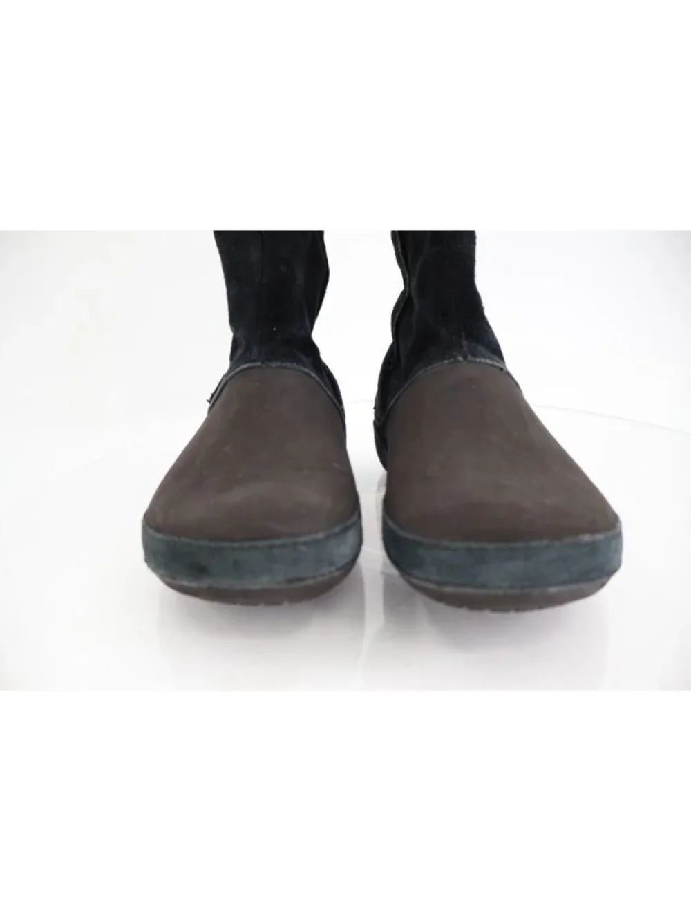 Crocs Berryessa Pull On Boots Women's Size 7 Black Suede Leather Lightweight